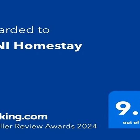 Inni Homestay Malang Buitenkant foto