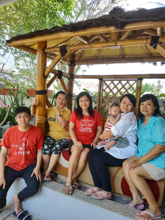 Inni Homestay Malang Buitenkant foto